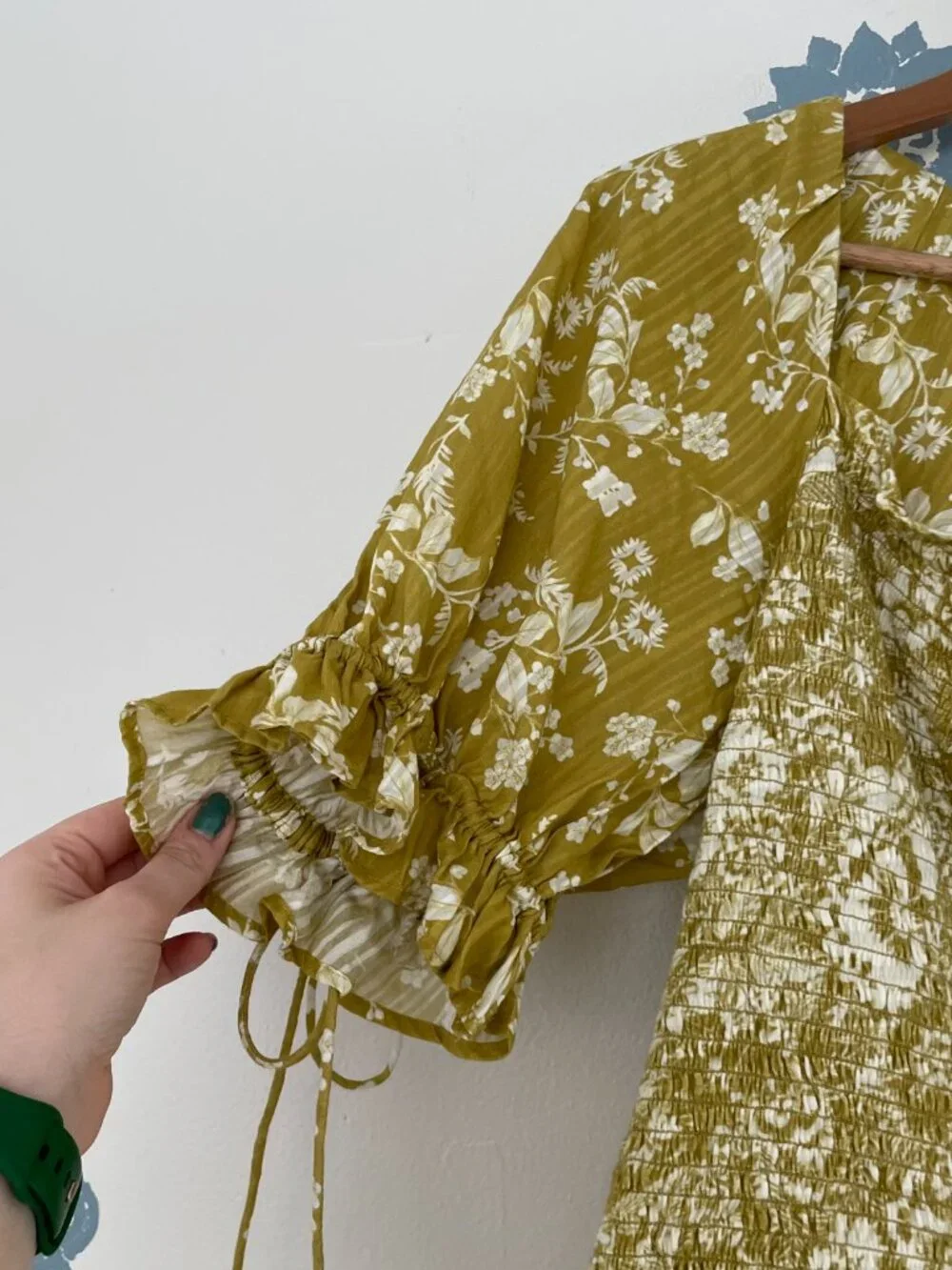 Anthropologie Seersucker Smocked Puff-Sleeve Crop Top in Chartreuse Size XL